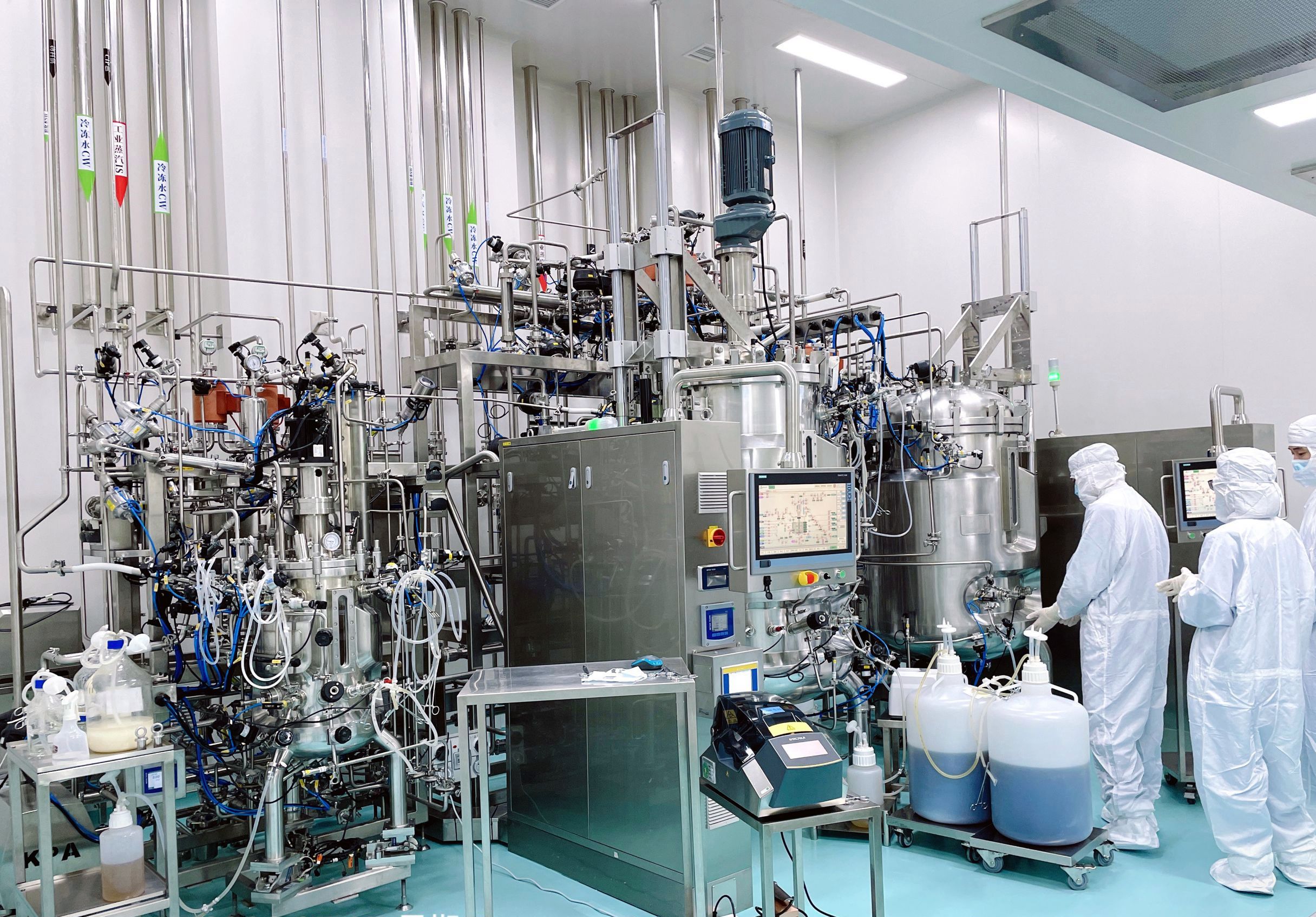 36 vaccine bioreactor fermenter.jpg