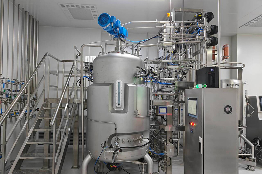 (2)1000L-cell-culture-bioreactor