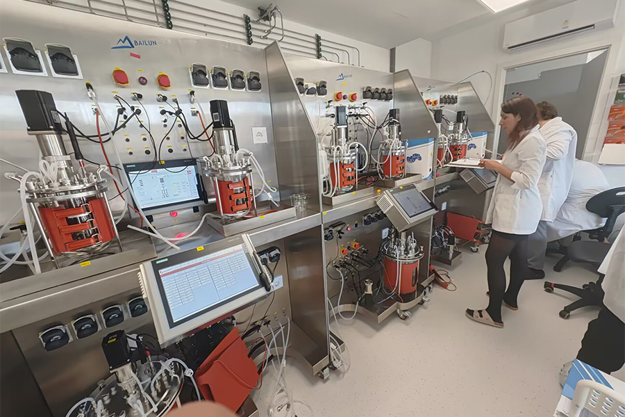 (3)-5L-and-10L-Single-wall-glass-bioreactor