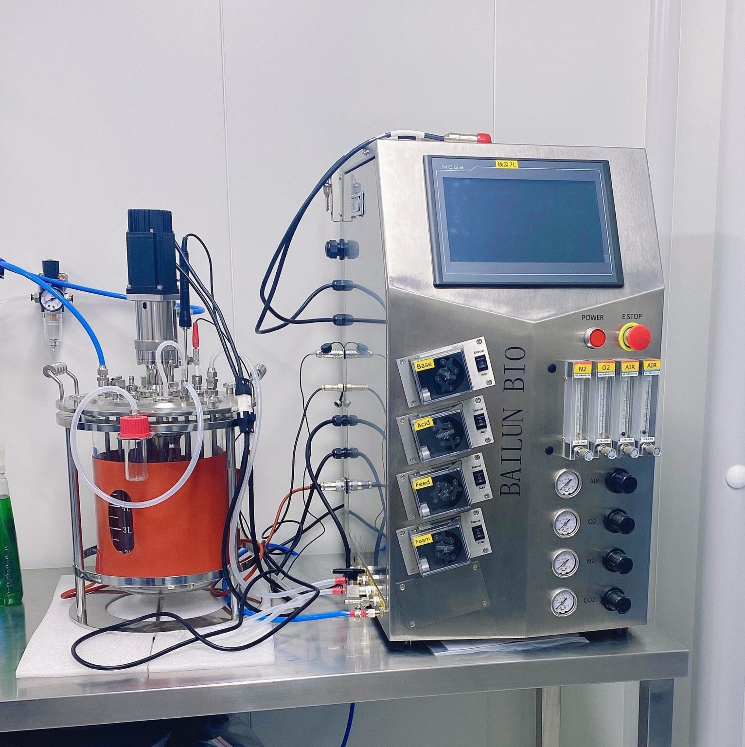 Bailun mammalian cell culture reactors single wall glass bioreactor.jpg