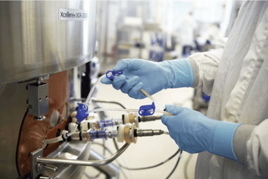 fermenting-bioreactors-1.jpg