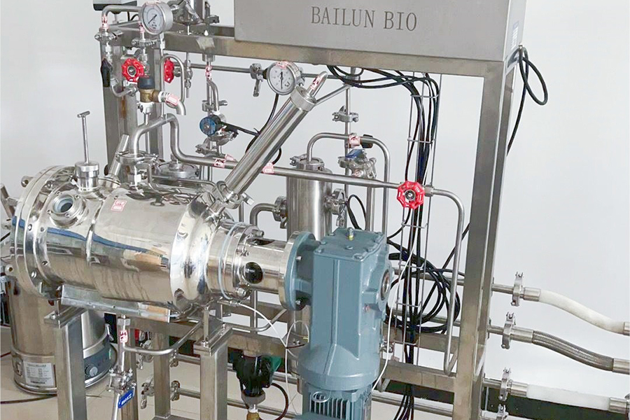 (1) Fermentador de estado s&oacute;lido em escala de laborat&oacute;rio 10L