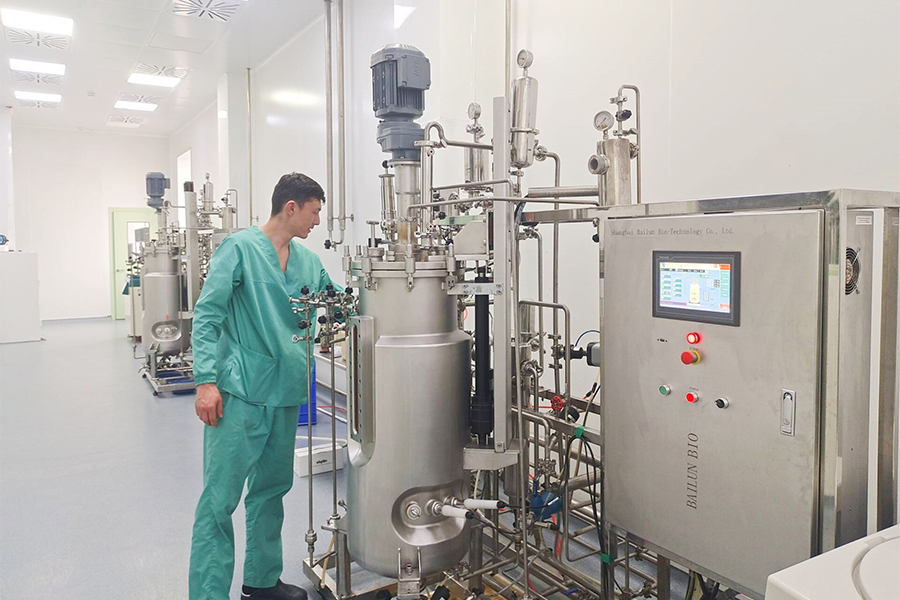 (4)200L-stainless-steel-bioreactor