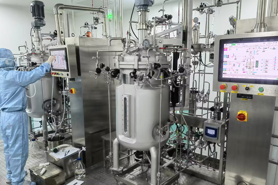 (3)100L cell culture bioreactor