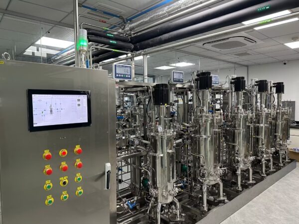 50SJA-multiple-stainless-fermenter-2-600x450 (1).jpg